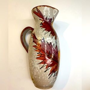 Hand painted Italian vase. MCM, small. ~7 x 3